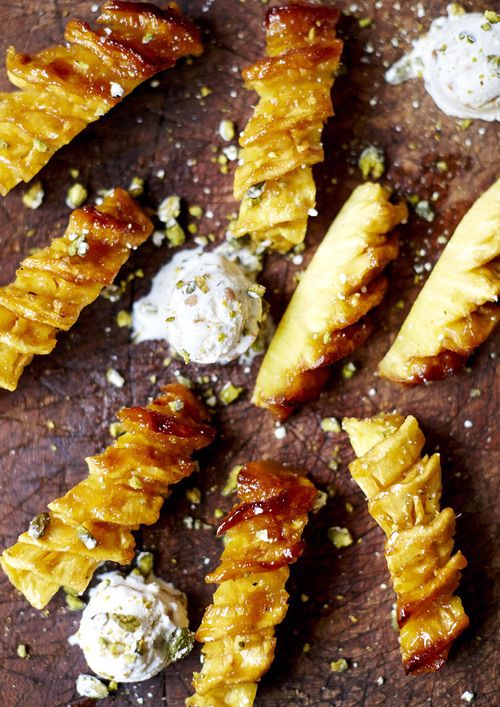 Roasted pineapple sundae