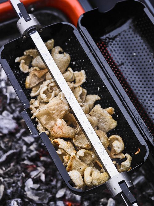 Salt and vinegar puffed pork skins