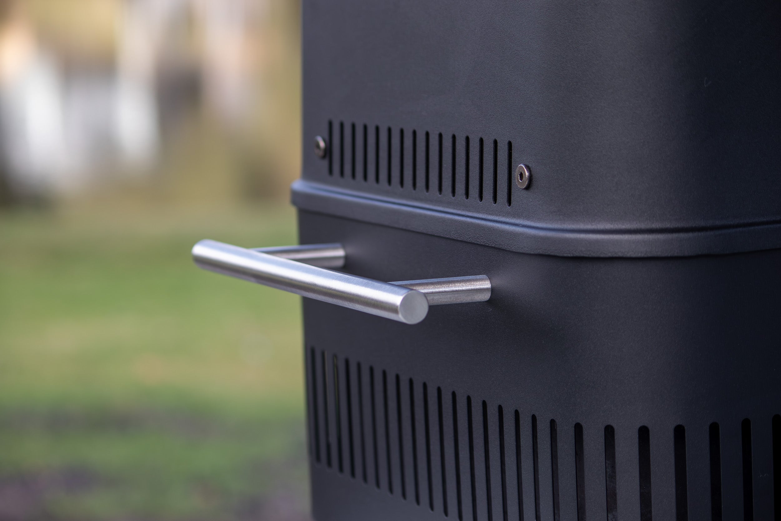 CUBE 360 Portable Charcoal BBQ | Everdure