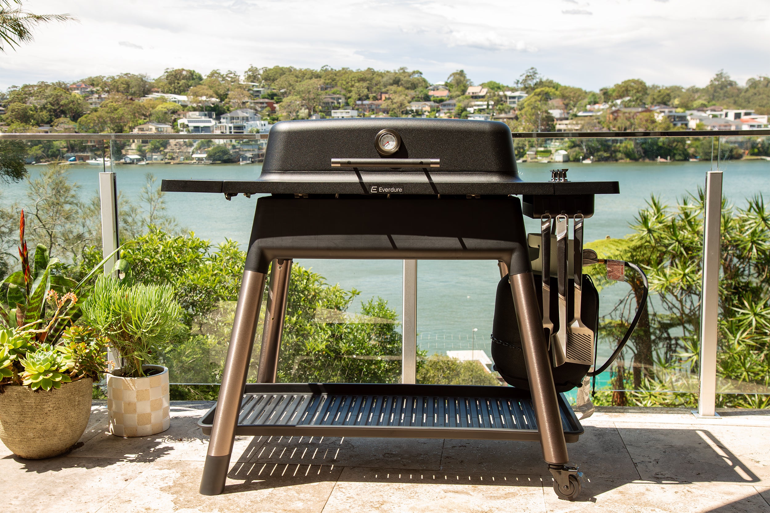 FURNACE - 3 Burner Gas Grill | Everdure